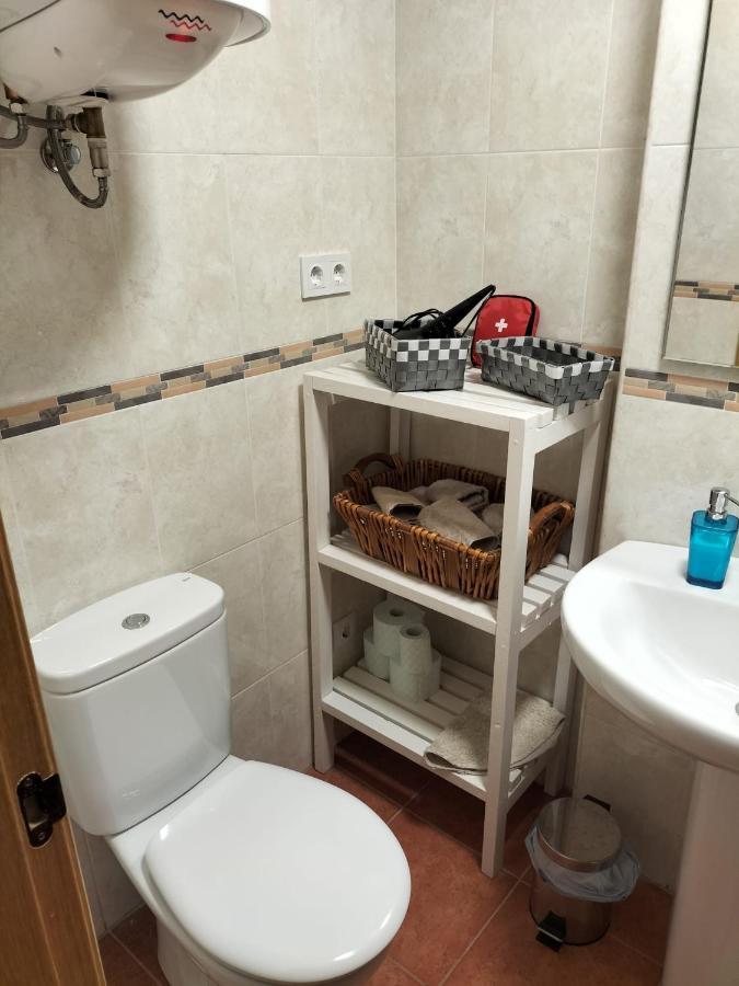 Apartamento Montes de Lillo Puebla de Lillo Exterior foto
