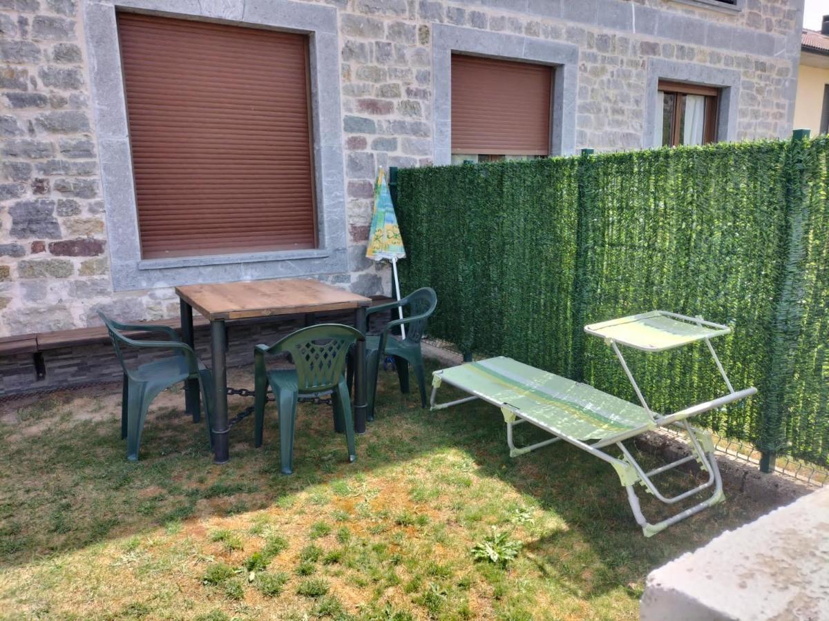 Apartamento Montes de Lillo Puebla de Lillo Exterior foto