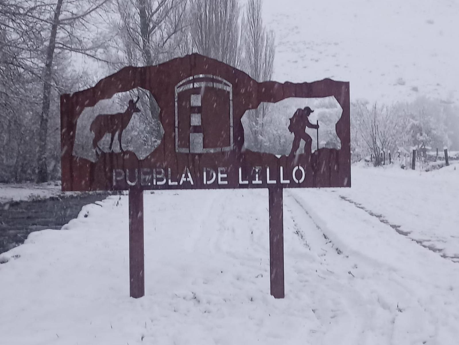 Apartamento Montes de Lillo Puebla de Lillo Habitación foto